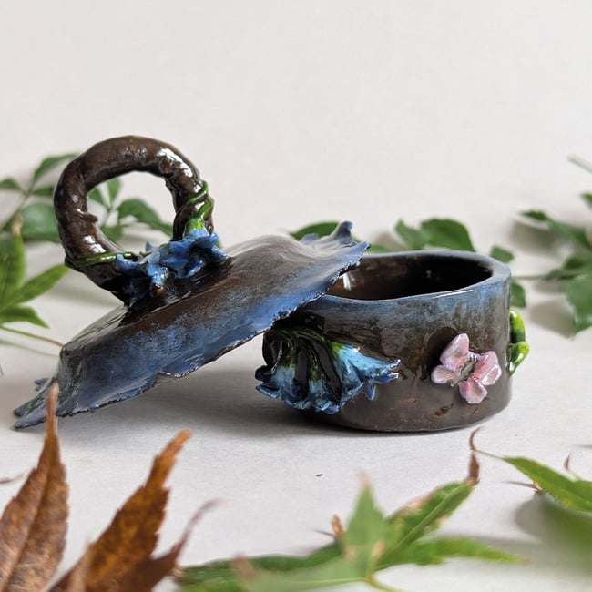 Bluebell Flower Pot