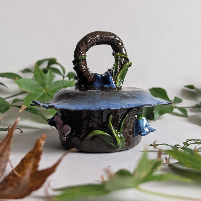 Bluebell Flower Pot