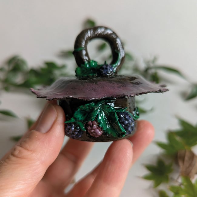 Blackberry Pot