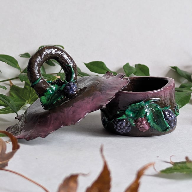 Blackberry Pot