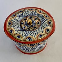 Image 1 of large dishes with a lids