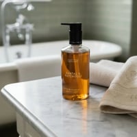Image 3 of Santal & Patchouli Hand Body Wash 