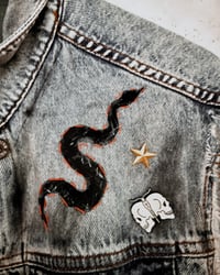 Image 3 of FESTIVAL GILET ¥ VINTAGE WESTE ¥ TIGER ¥ UNISEX ¥ UPCYCLED ¥ IBIZA