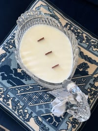 Image 6 of Godinger Lead Crystal Swan Inspired by Baccarat Rouge No 540 Wooden Wick Soy Candle