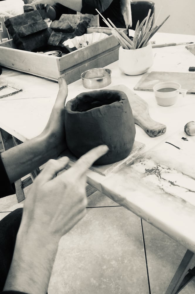 Image of Laboratorio di ceramica del 19 aprile  Un vaso per la mia aromatica 