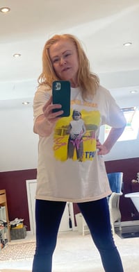 Image 2 of Be Wonderful 2026 Tour t-shirt in Natural