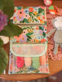 Image 4 of Pochette CROCHET MAEUM "FLEURS"