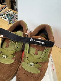 Image 10 of NOS Es accel plus size 9.5