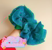 Blue shimmer piggies