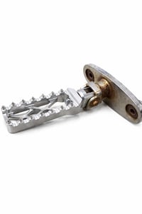 Image 4 of Honda Shadow Bear Trap Stlye Foot Pegs 