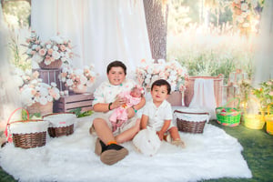 Image of π· Heirloom Garden Spring Portrait Sessions π·