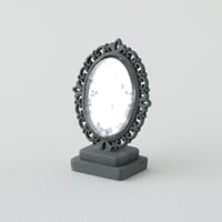 Image 1 of 1:6 antique-style small mirror