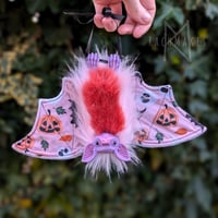 Image 2 of Pastel Pumpkins Bat. 