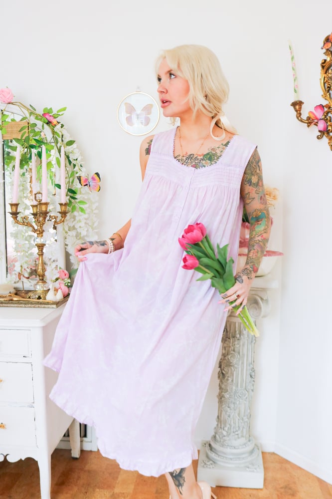 Image of Adonna Cottage Style Lilac Cotton Nightgown (XL)