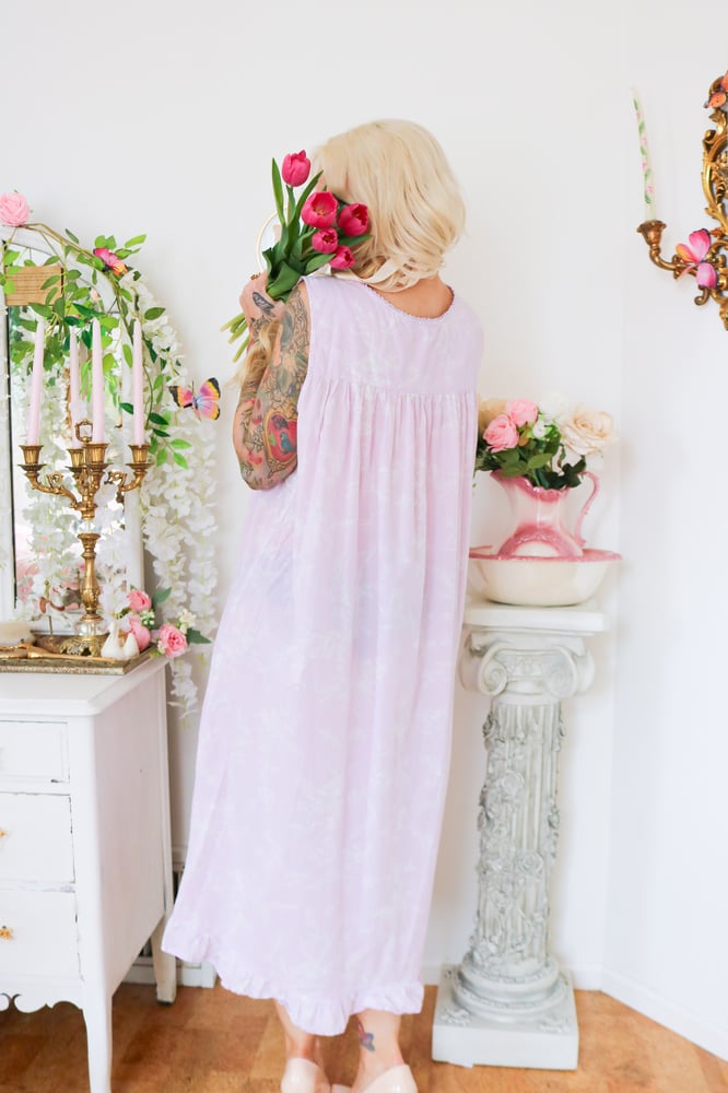 Image of Adonna Cottage Style Lilac Cotton Nightgown (XL)