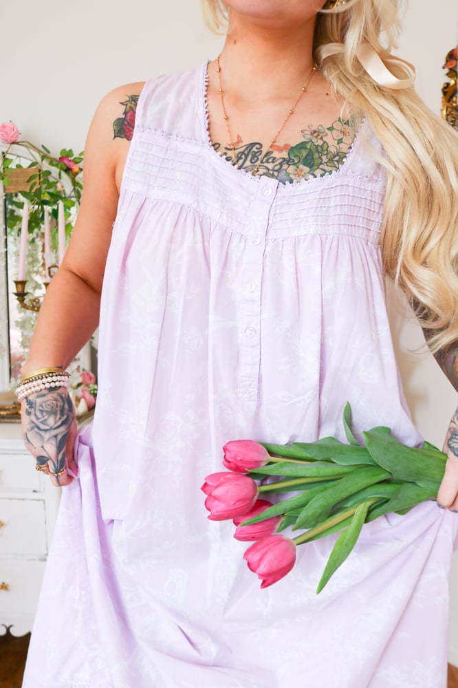 Image of Adonna Cottage Style Lilac Cotton Nightgown (XL)