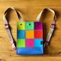Image 2 of Mochila patchwork de colores