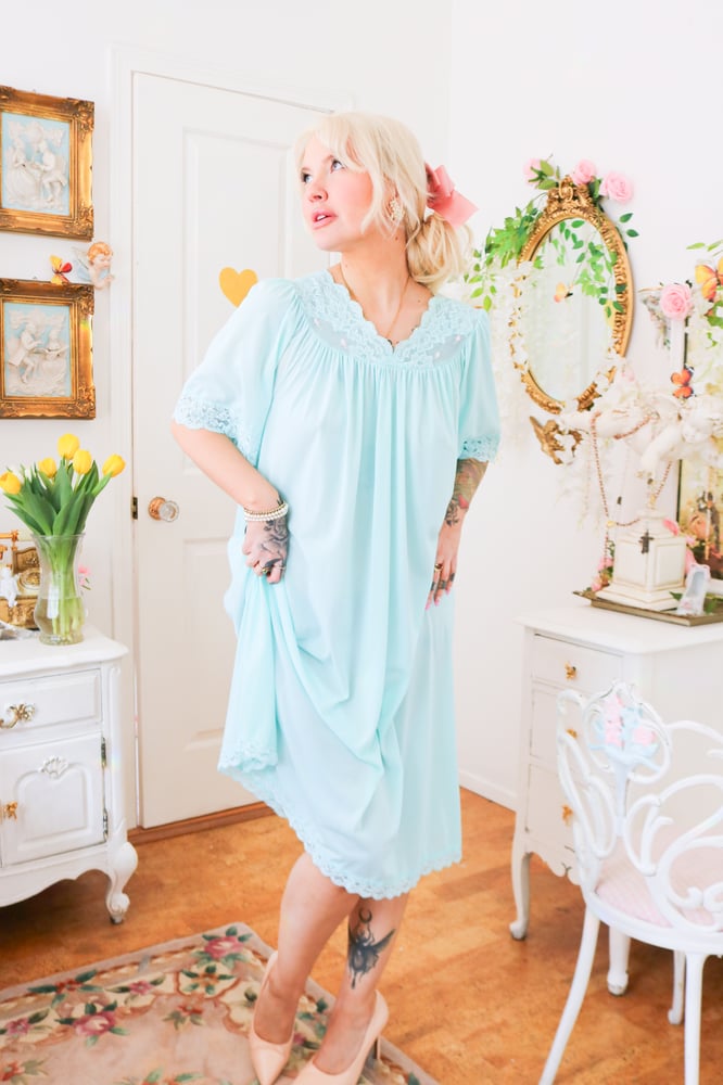 Image of Vintage 1980s Shadowline Pastel Blue Nightgown with Pink Embroidered Roses (Medium)