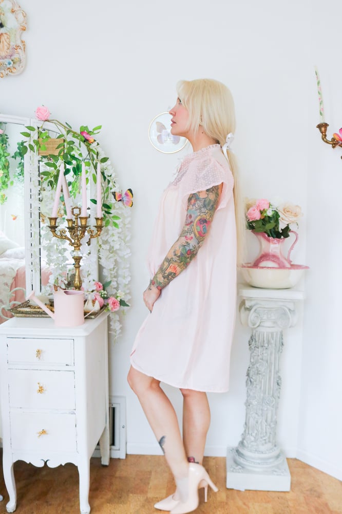 Image of RARE 1950s Dora Gottlieb Springtime Dream Button Up Nightgown (Medium)