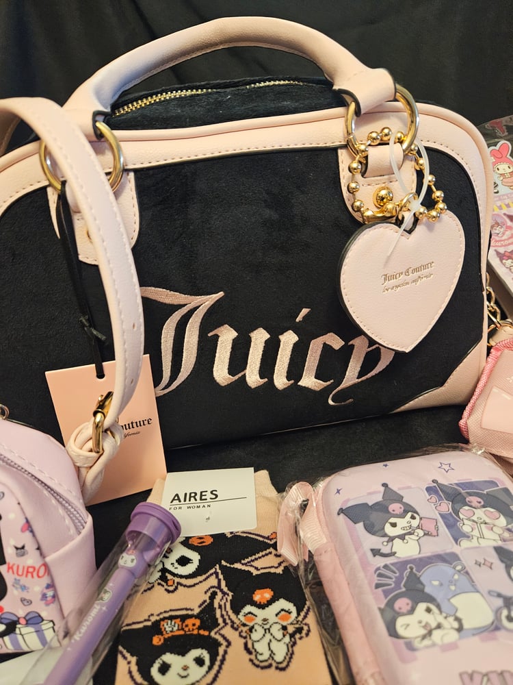 Image of Juicy Urban Heritage Meets Kuromi Bundle 