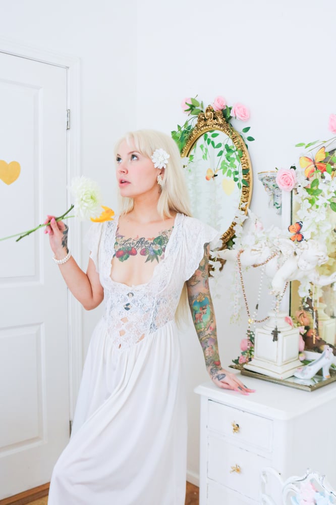 Image of Vintage Angelic Nylon Nightgown with Floral Lace Bust (Small)