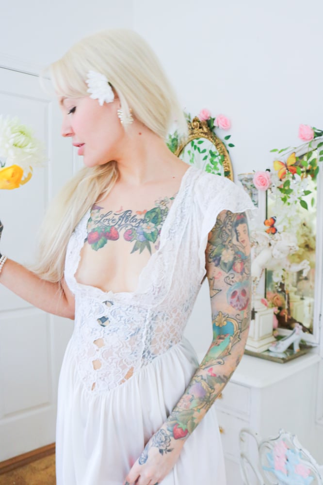 Image of Vintage Angelic Nylon Nightgown with Floral Lace Bust (Small)