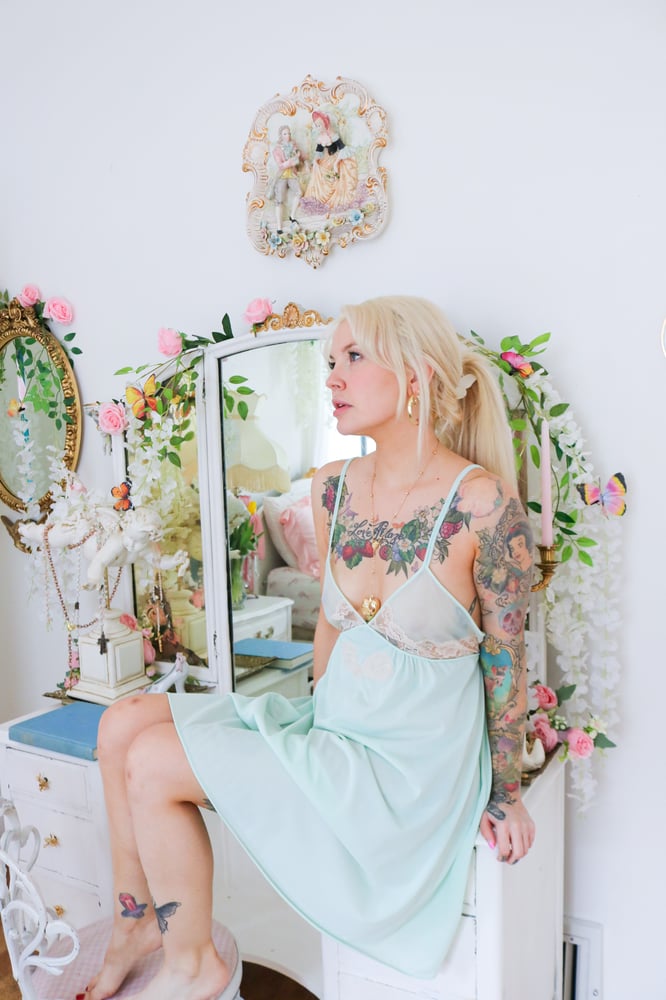 Image of Vintage 1970s Sears Mint Babydoll Style Nightgown (38/M)