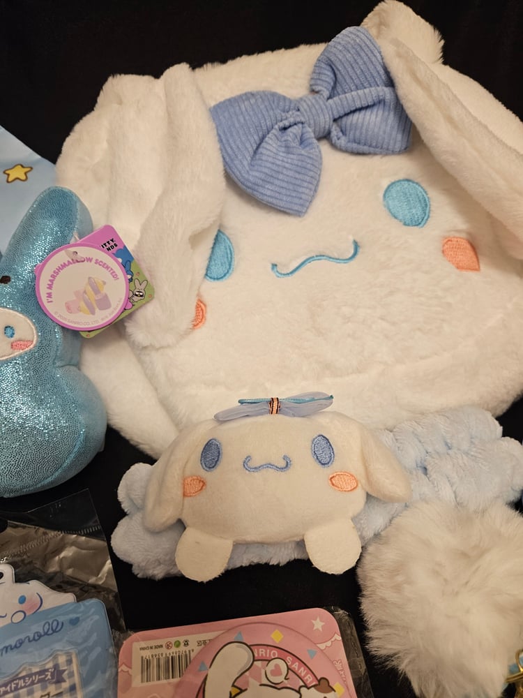 Image of Cinnamoroll Fluffy Bag Bundle 