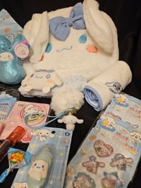 Image 2 of Cinnamoroll Fluffy Bag Bundle 