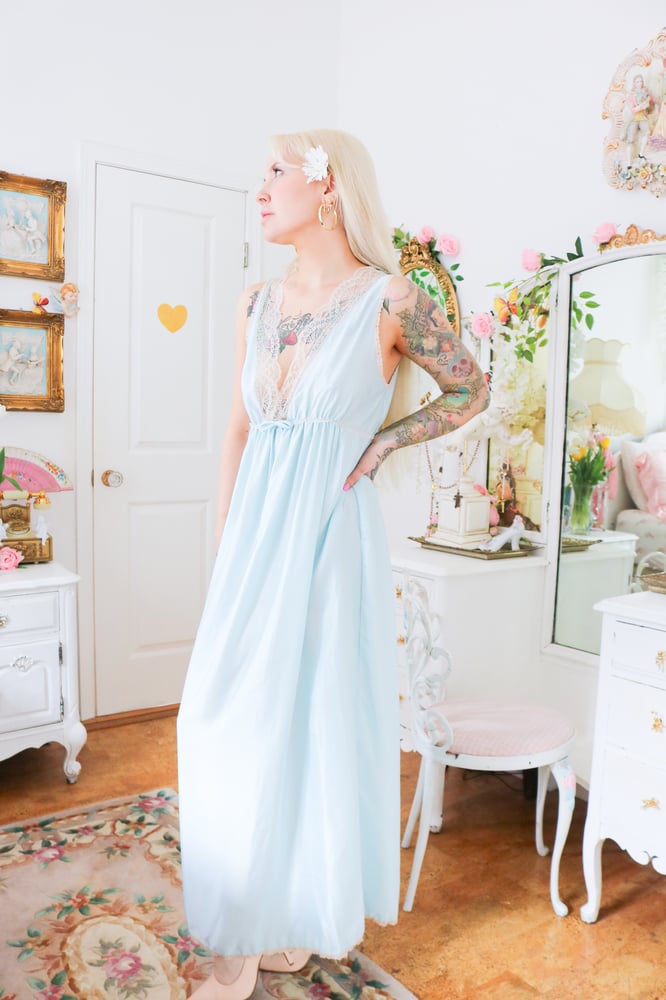Image of Rare Vintage 70s Lady Lynne Pastel Blue Nightgown (Small)
