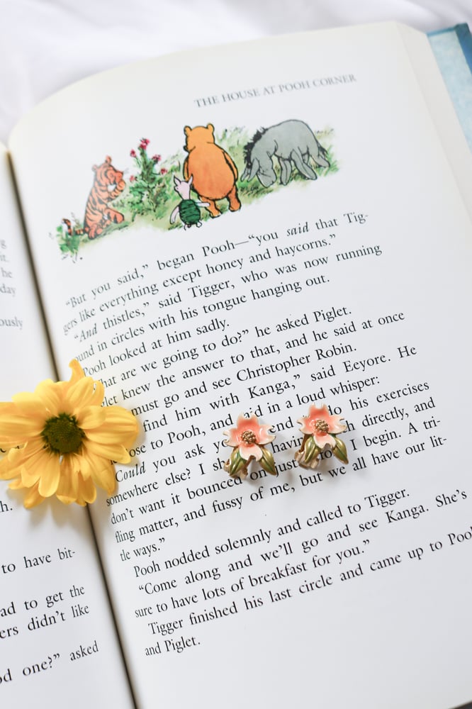 Image of Peachy Flower Springtime Clip-on Earrings  