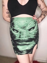 Image 3 of 1 of 1 Creature skirt