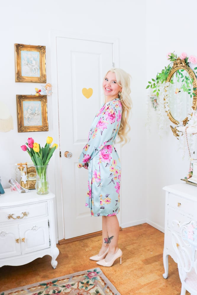 Image of Y2K Jessica L Pastel Blue Springtime Floral Robe (2X)