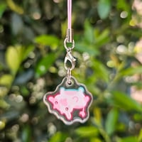 Image 2 of cow ❄️ epoxy phone charm