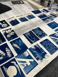 Image 3 of ABRIL - Taller de cianotipia