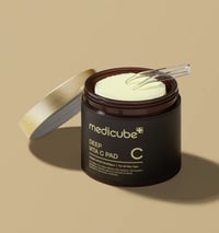 Image 1 of MEDICUBE Deep Vita C Pad (70 blazinic) 