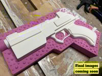 Harley Quinn’s Pistols - Injustice 2