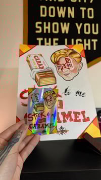 Caramel Sleep Chocken Holographic 7x10cm Sticker