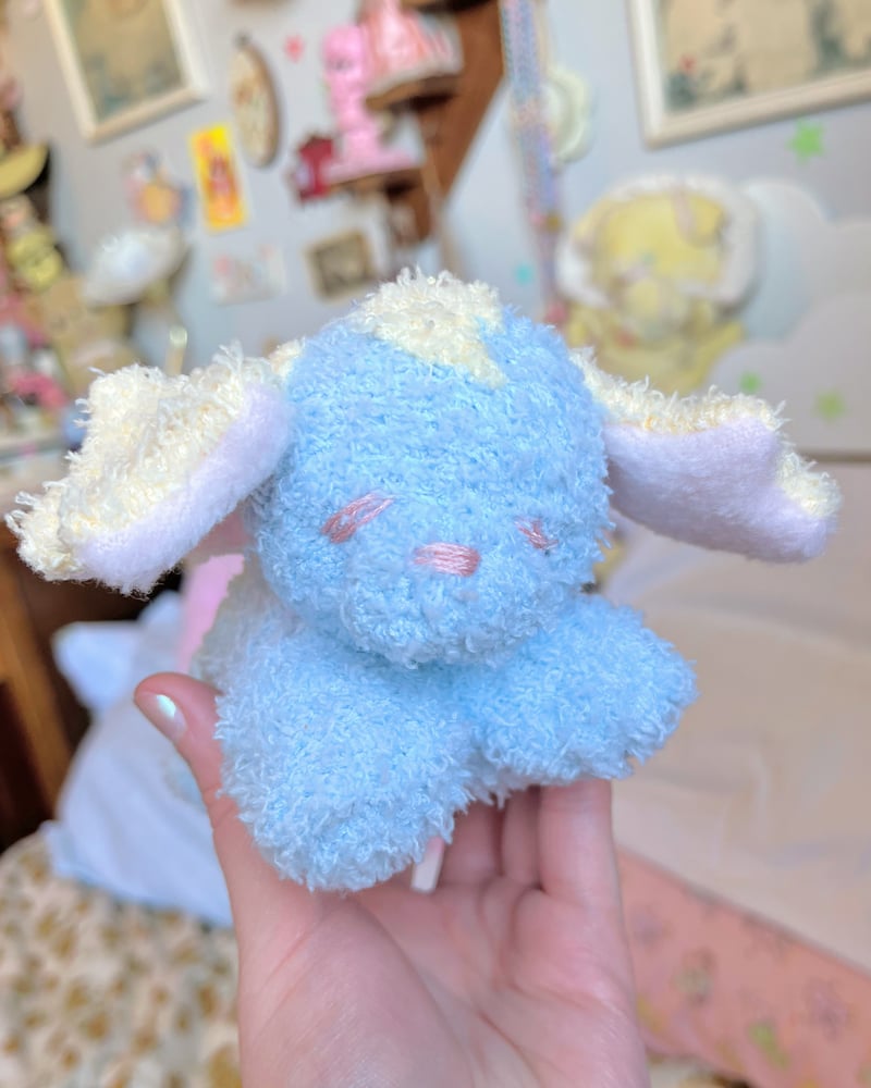 Image of Wishpups, Blue with pink bow