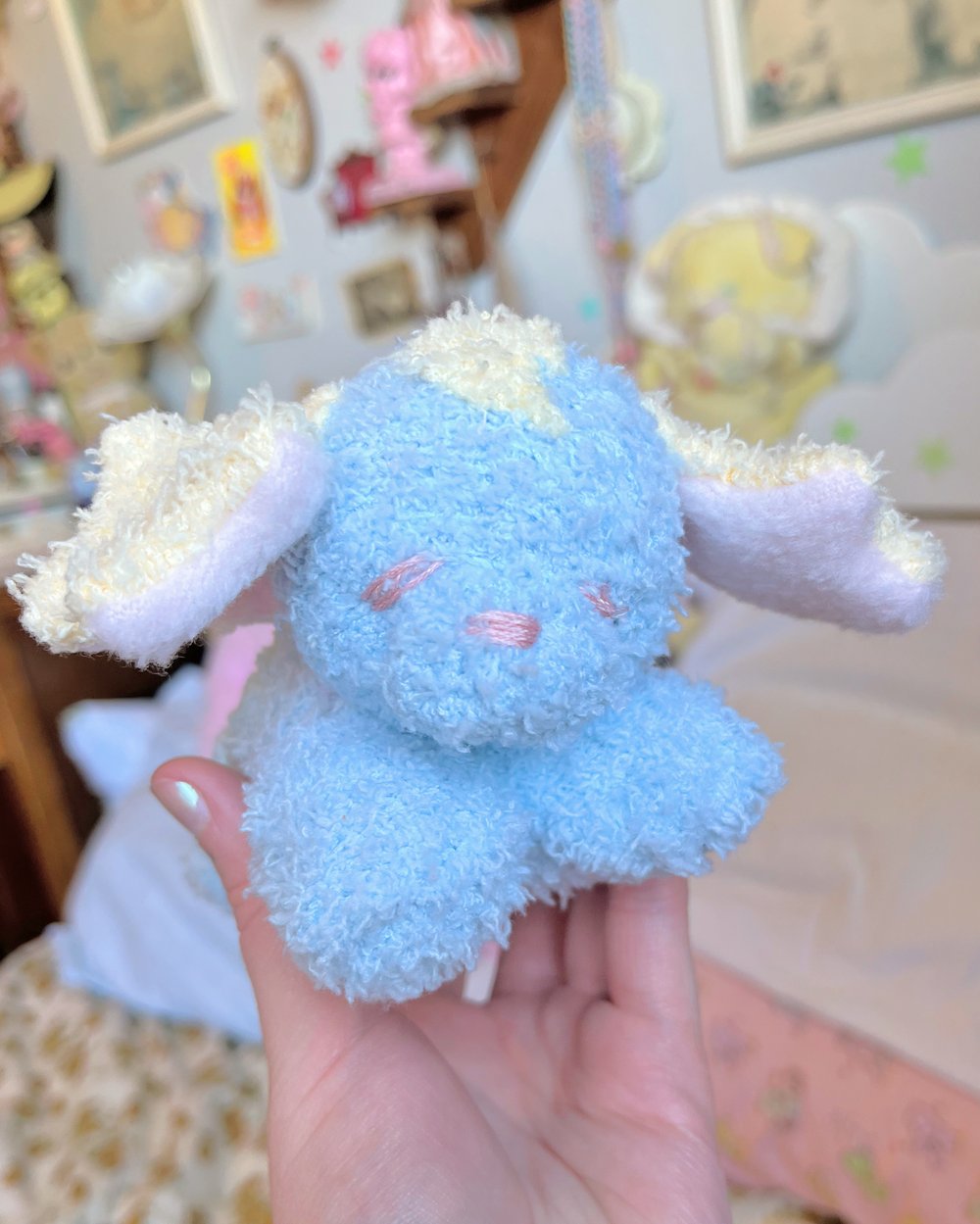 Image of Wishpups, Blue with pink bow