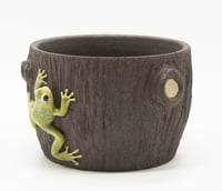 Image 2 of Tree Frog planter