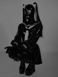 MONOGURUI u::field-equipage: (PROTO-PHASM)