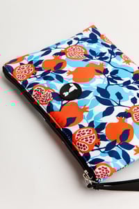 Image 3 of Bolso de mano o neceser   Mediterraneo de Minueto