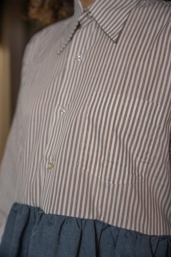 Image of Mari Dress riga marrone