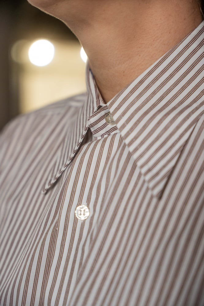 Image of Mari Dress riga marrone