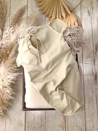 Image 3 of Photoshooting romper Lorenzo | sleeves | cold beige | sitter boys | 12 months