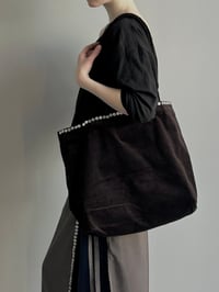 Image 2 of Velvet tote bag chocolate brown 