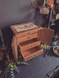 Image 4 of Spring festival jewelry box 