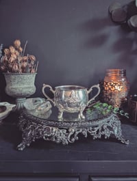 Image 2 of Antoinette cauldron 