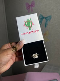Clover nuggie ring size 9